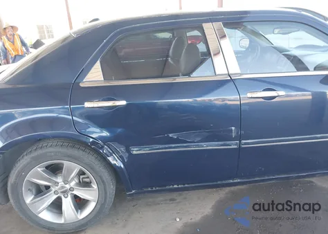 2005 Chrysler 300 Touring z USA, uszkodzony, nr VIN 2C3JA53GX5H664062